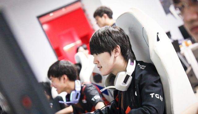 的比赛中 的比赛中