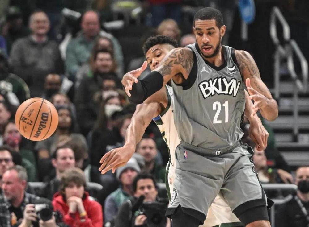 并愿意提出 并愿意提出