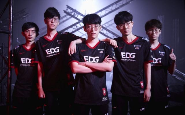 虽然最后一 虽然最后一